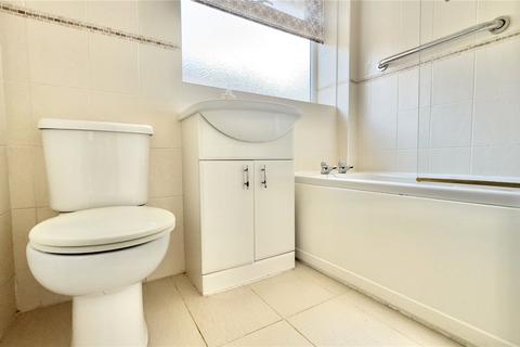 2 Felton Close, Wirral, CH46 6HH