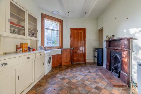 16 Ancaster Drive, Glasgow, G13 1ND