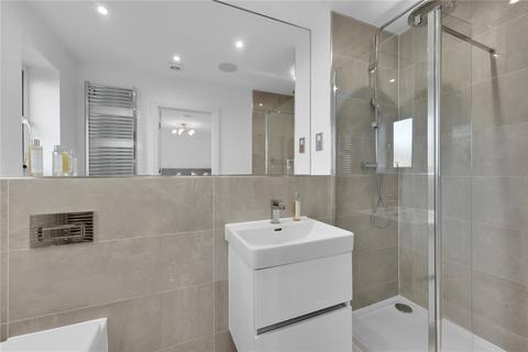 12 Carleton Avenue, East Molesey, KT8 0AL