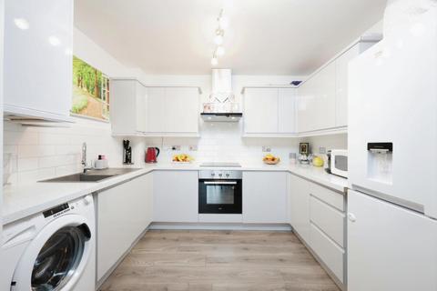 1 bedroom flat for sale, Grant Road, Harrow