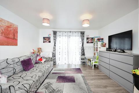 1 bedroom flat for sale, Grant Road, Harrow