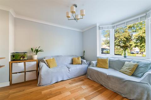 281 Hook Road, Epsom, KT19 8UA