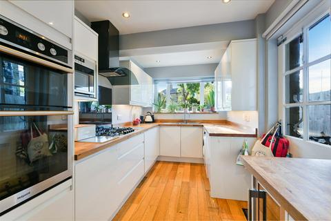 281 Hook Road, Epsom, KT19 8UA