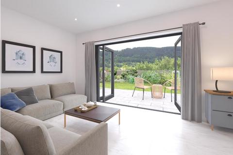 undefined, Taff Terrace, Tonypandy, CF40 2BE