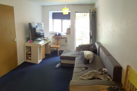 1 bedroom flat to rent, Bakers Hill, London E5