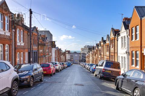 3 bedroom terraced house for sale, White Street, Brighton, East Sussex, BN2