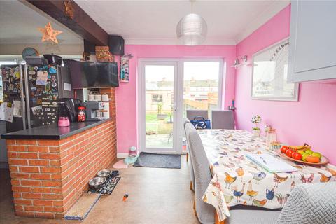 4 bedroom end of terrace house for sale, Groundwell Road, Town Centre, Swindon, SN1