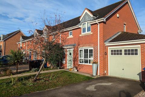 3 bedroom townhouse for sale, The Haywain, South Milford, Leeds