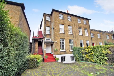 2 bedroom apartment for sale, 20 Hillingdon Road, Uxbridge, Greater London