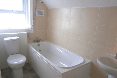 1 bedroom flat to rent, Park Road, Bexhill on Sea