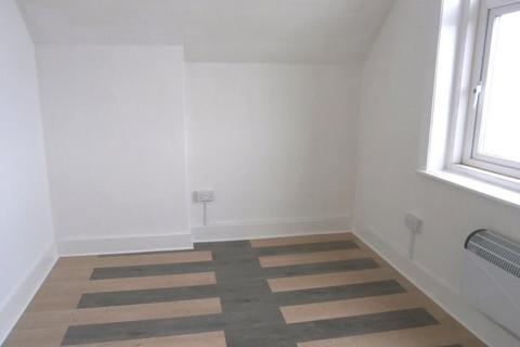 1 bedroom flat to rent, Park Road, Bexhill on Sea