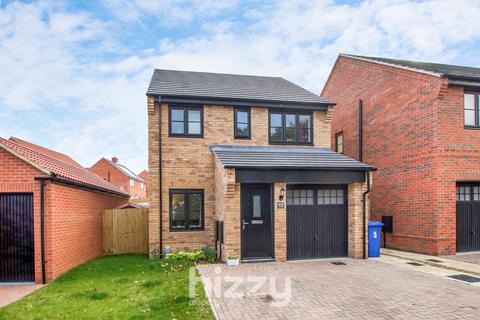 3 bedroom detached house for sale, Edrich Place, Hadleigh IP7