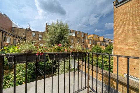 2 bedroom flat for sale, Radipole Road, London SW6