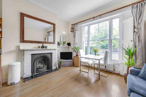 1 bedroom flat for sale, Fulham Road, London SW6