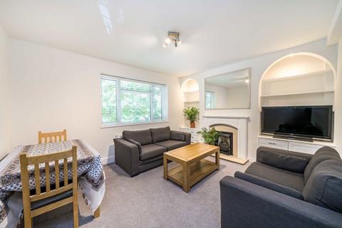 3 bedroom flat for sale, Bishops Road, London SW6