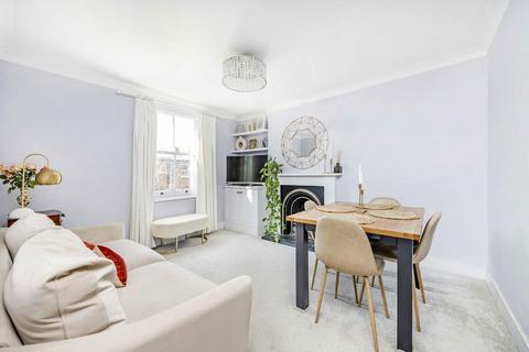 2 bedroom flat for sale, Chesilton Road, London SW6