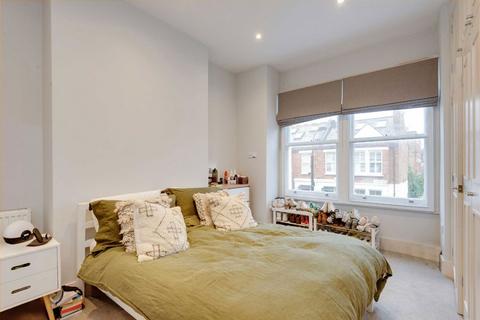 2 bedroom flat to rent, Danehurst Street, Fulham SW6