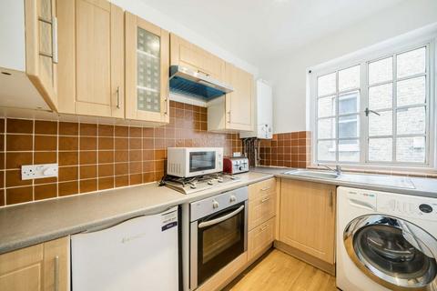 2 bedroom flat to rent, Fulham Palace Road, Fulham SW6