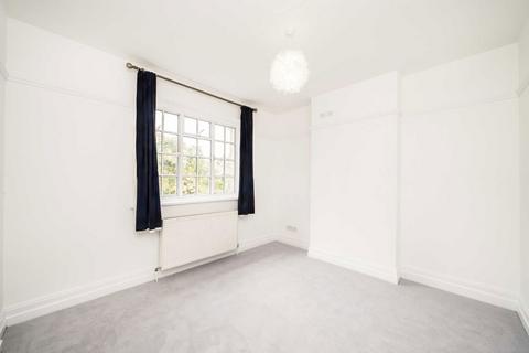 2 bedroom flat to rent, Fulham Palace Road, Fulham SW6