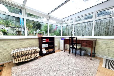 2 bedroom semi-detached house to rent, South Millers Dale