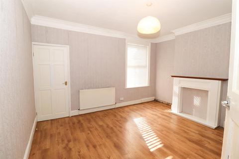 Terraced house to rent, Mayfield Road, Earlsdon