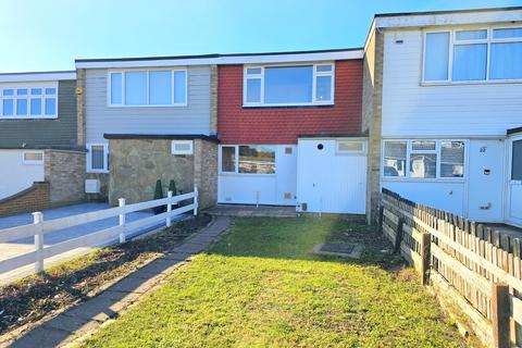 3 bedroom terraced house for sale, Cedar Avenue, Wickford, Essex