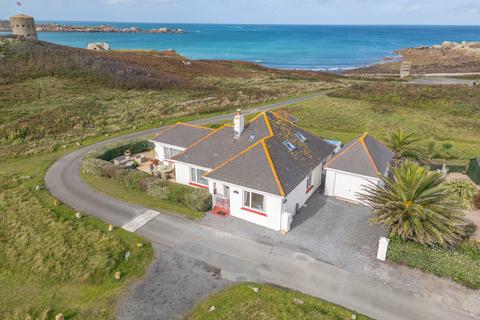 3 bedroom detached house for sale, L'ancresse, Vale, Guernsey