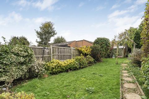 3 bedroom terraced house for sale, Nutfield Road, Thornton Heath, CR7