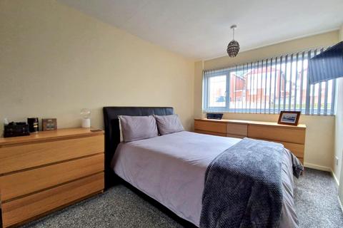 9 Roseway, Rugeley, WS15 2XN