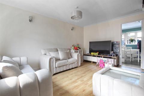 2 bedroom terraced house for sale, Leaforis Road, Cheshunt