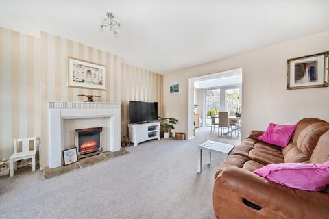 4 bedroom terraced house for sale, Rickford Hill, Guildford GU3