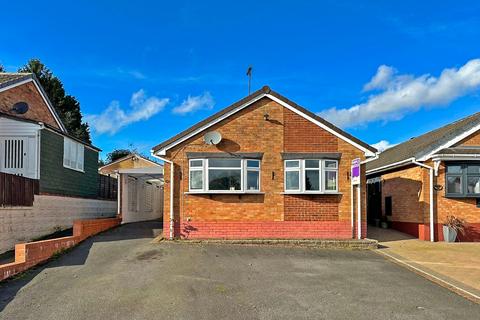 2 bedroom detached bungalow for sale, Bratch Park, Wombourne, WV5