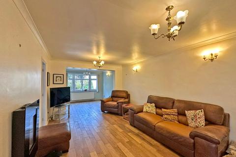 2 bedroom detached bungalow for sale, Bratch Park, Wombourne, WV5