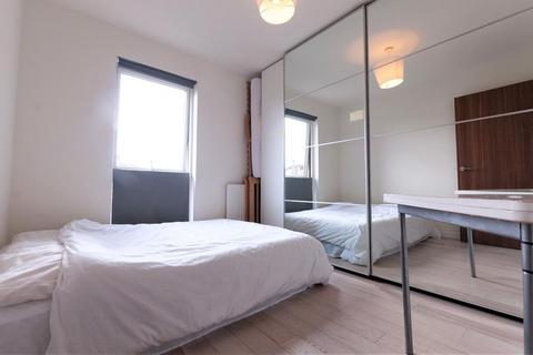 2 bedroom apartment for sale, Modern Two Bedroom Apartment  Parking Space Welsh Harp Nature Reserve  NW9