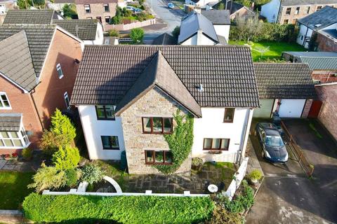 5 bedroom detached house for sale, Lynwood Road, Lydney GL15