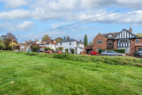 3 bedroom semi-detached house for sale, East Common, Gerrards Cross, Buckinghamshire, SL9