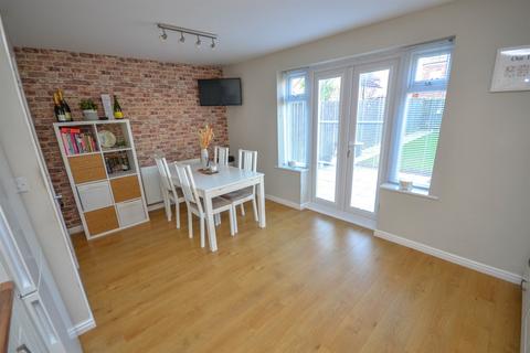 33 Bellona Close, Hebburn, NE31 1FF