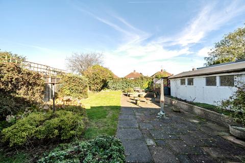 3 bedroom bungalow for sale, Sundown Avenue, Bedfordshire LU5