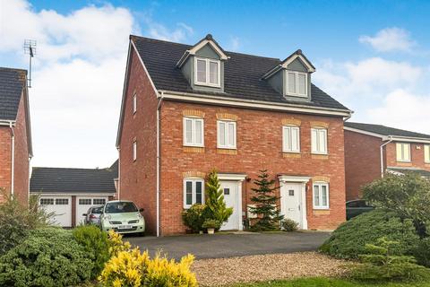 3 bedroom semi-detached house for sale, Magpie Close, Corby NN18