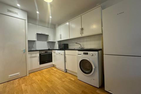 2 bedroom flat to rent, Rudloe Road, Clapham South SW12