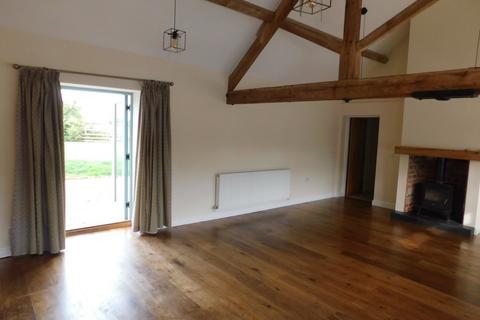 4 bedroom barn conversion to rent, Hinton,
