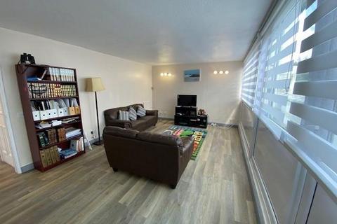 2 bedroom flat for sale, Windsor,  Berkshire,  SL4