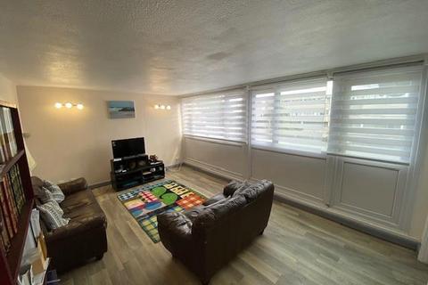 2 bedroom flat for sale, Windsor,  Berkshire,  SL4