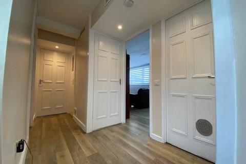 2 bedroom flat for sale, Windsor,  Berkshire,  SL4