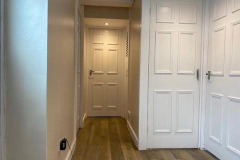 2 bedroom flat for sale, Windsor,  Berkshire,  SL4