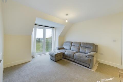 2 bedroom flat for sale, Cameo Court, Aylesbury, Buckinghamshire