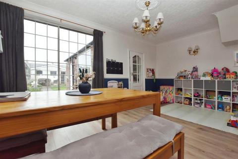 3 bedroom terraced house for sale, Willerby Road, Hull