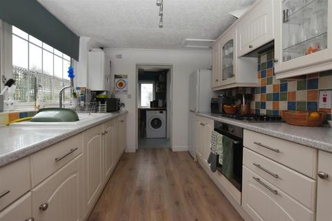 170 Willerby Road, Hull, HU5 5JW
