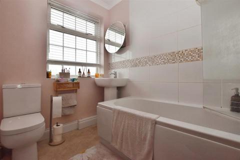 170 Willerby Road, Hull, HU5 5JW