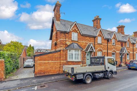 5 bedroom end of terrace house for sale, Park Lane, Henlow, SG16